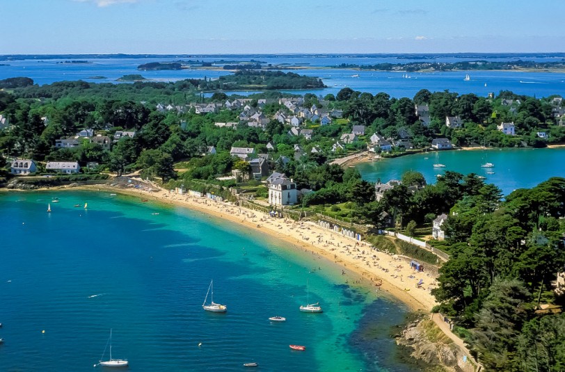 Les meilleurs lieux coquins et libertins du Morbihan et de Bretagne